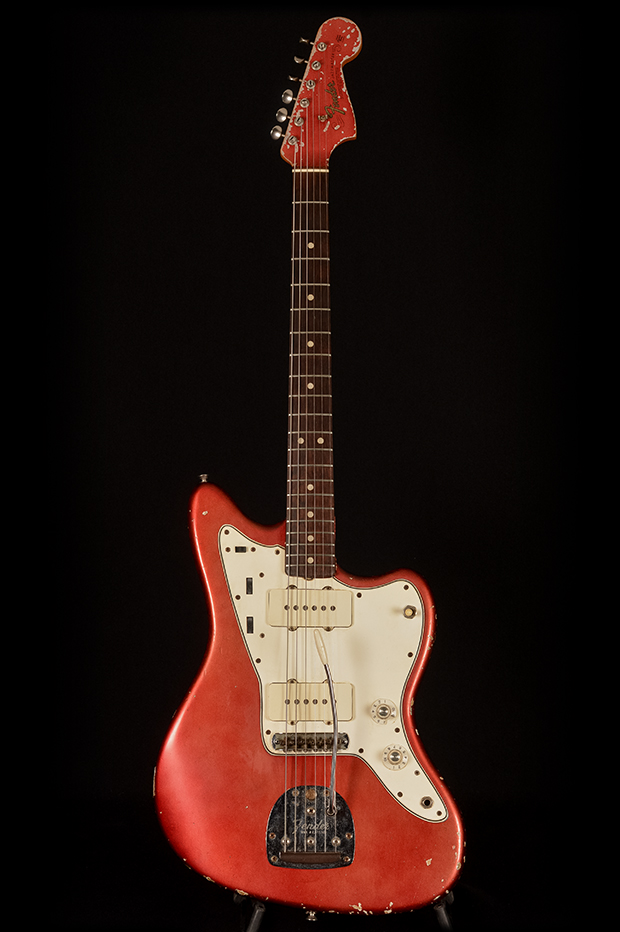 Fender Jazzmaster Candy Apple Red.jpg